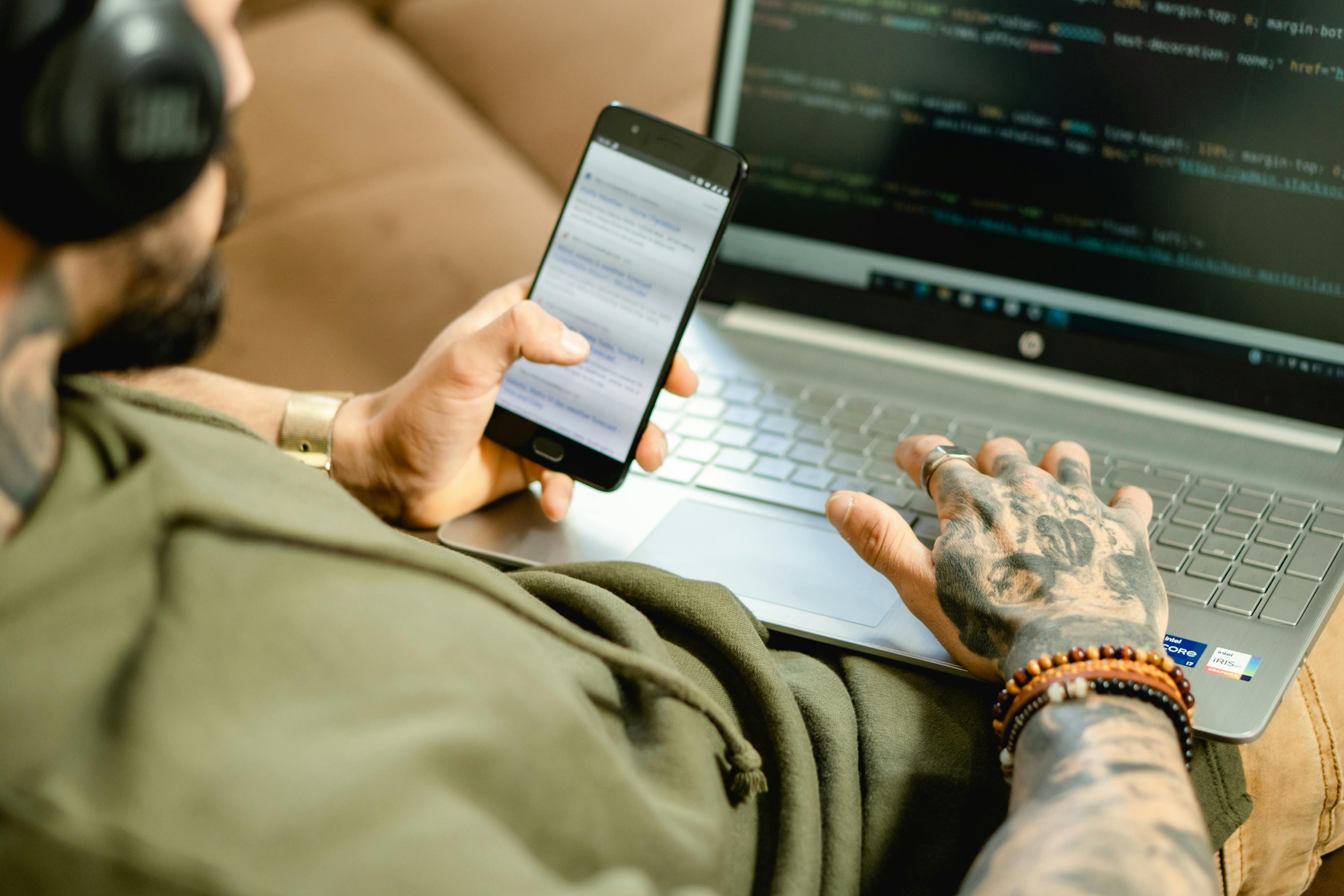 Back-end developer, Pexels
